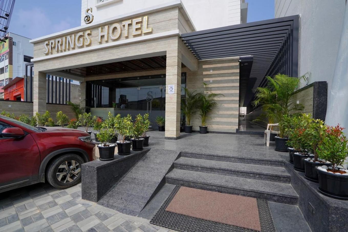 Hotel Padma Homes Stay- Luxury Service 1bhk & 2bhk & 3bhk