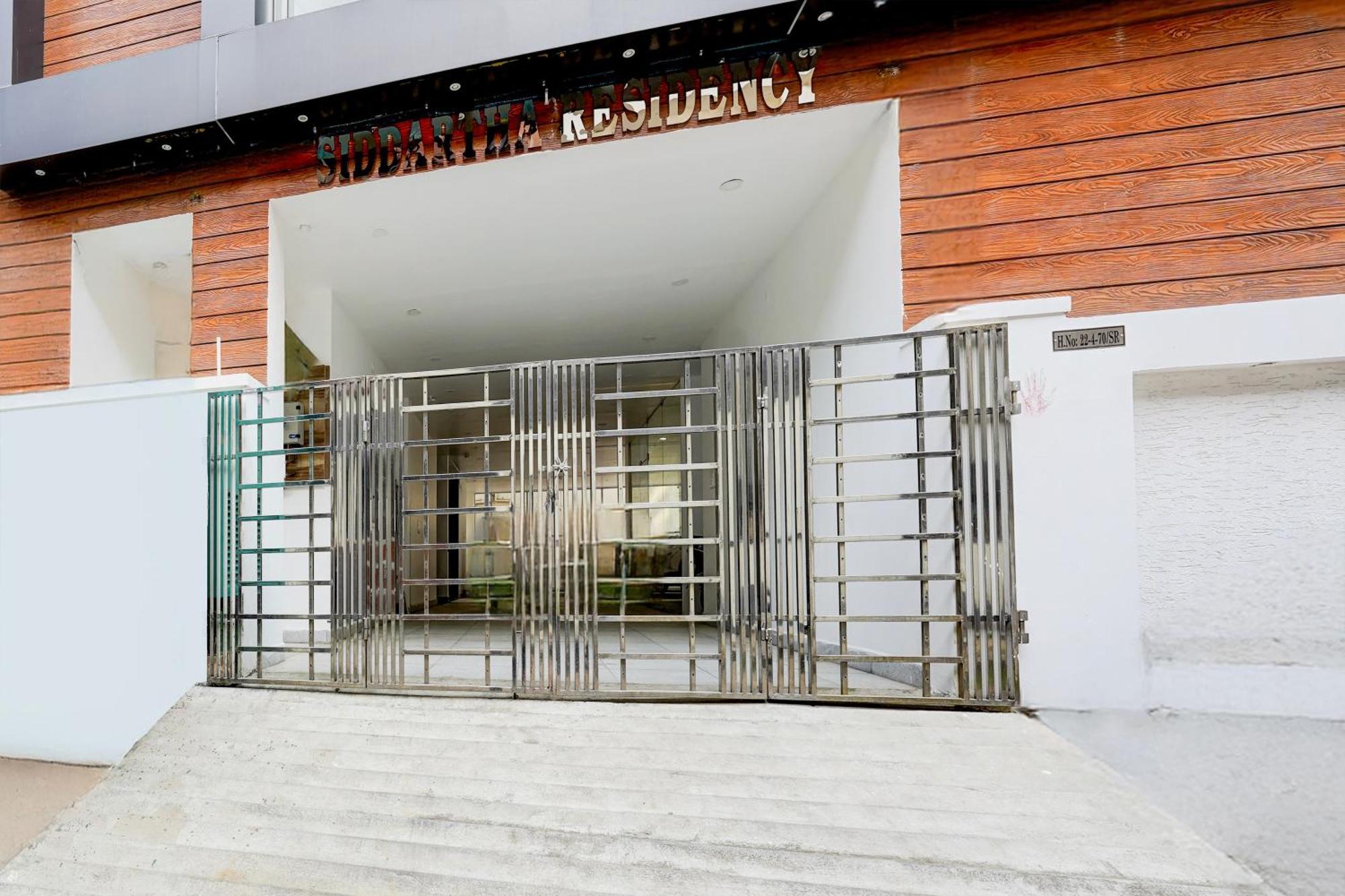 O Elite Vistara Luxury Hotel