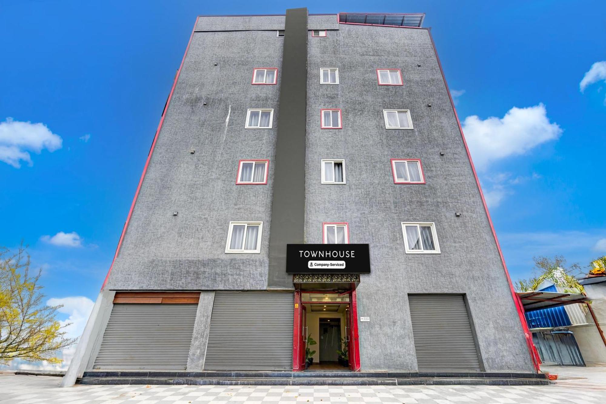 Hotel Super Townhouse 4*