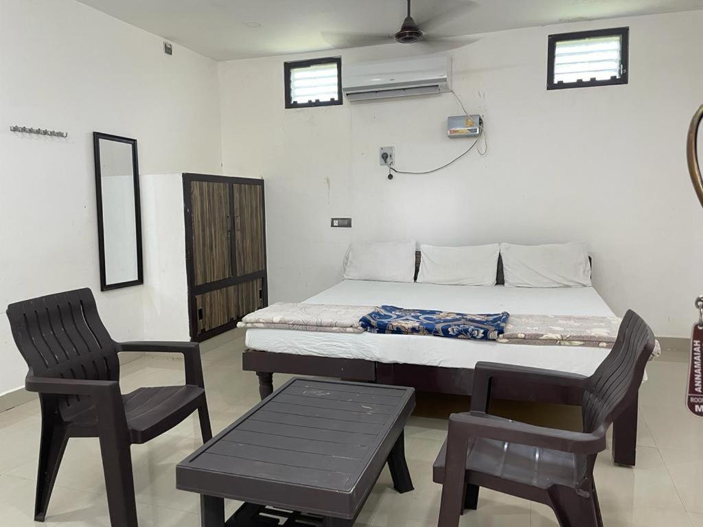 Annamaiah Serenity - Serene Boutique Escape - Tirupati - Home Stay & Home Food Service *