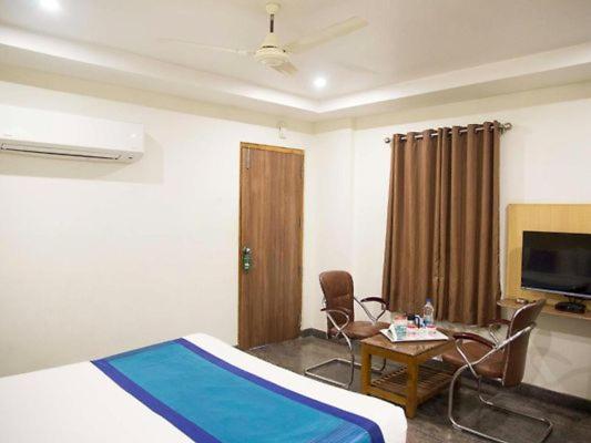 Way Grand Tirupati