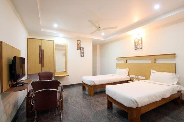 Way Grand Tirupati