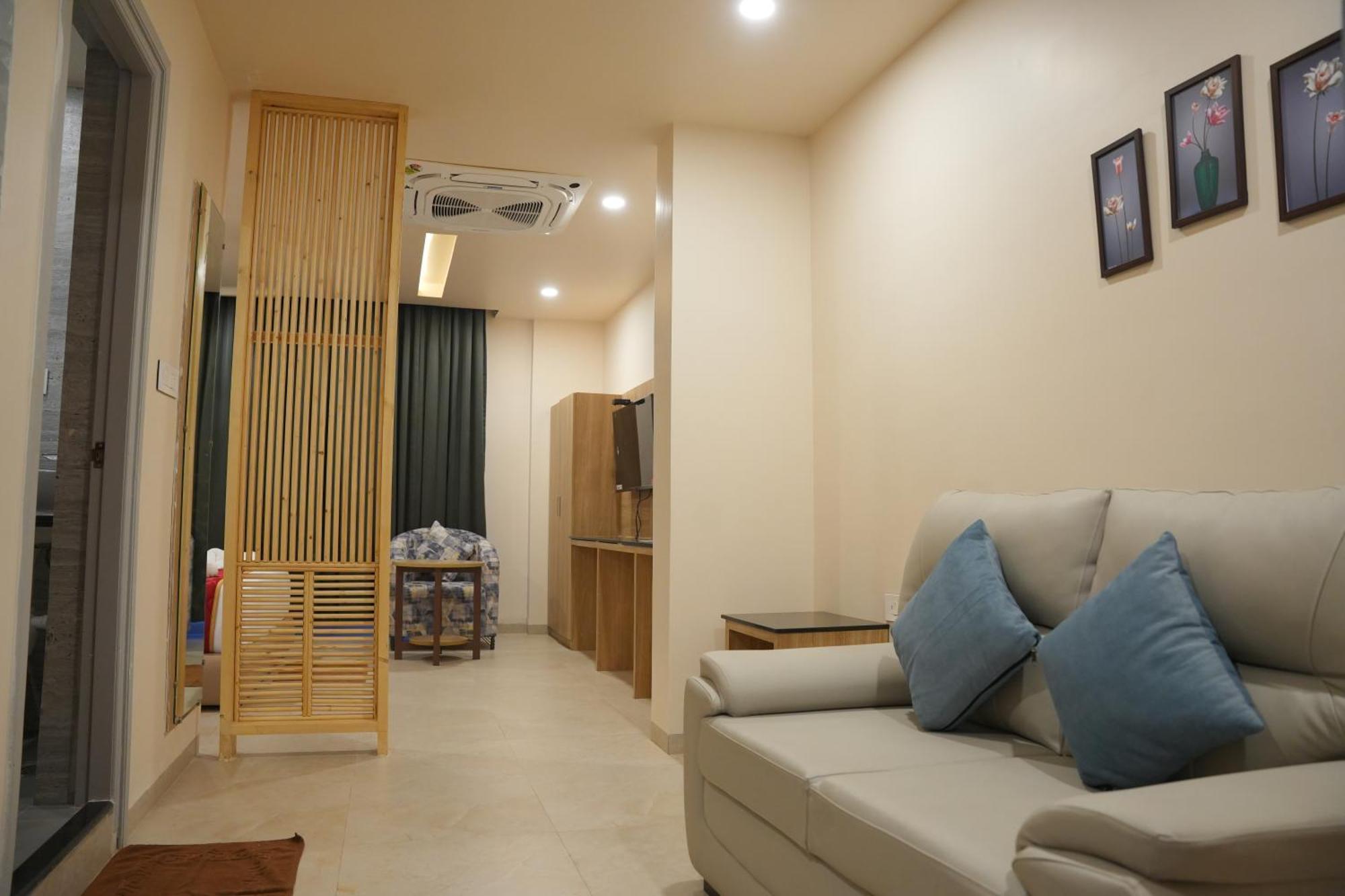 Kvp Golden Hotel