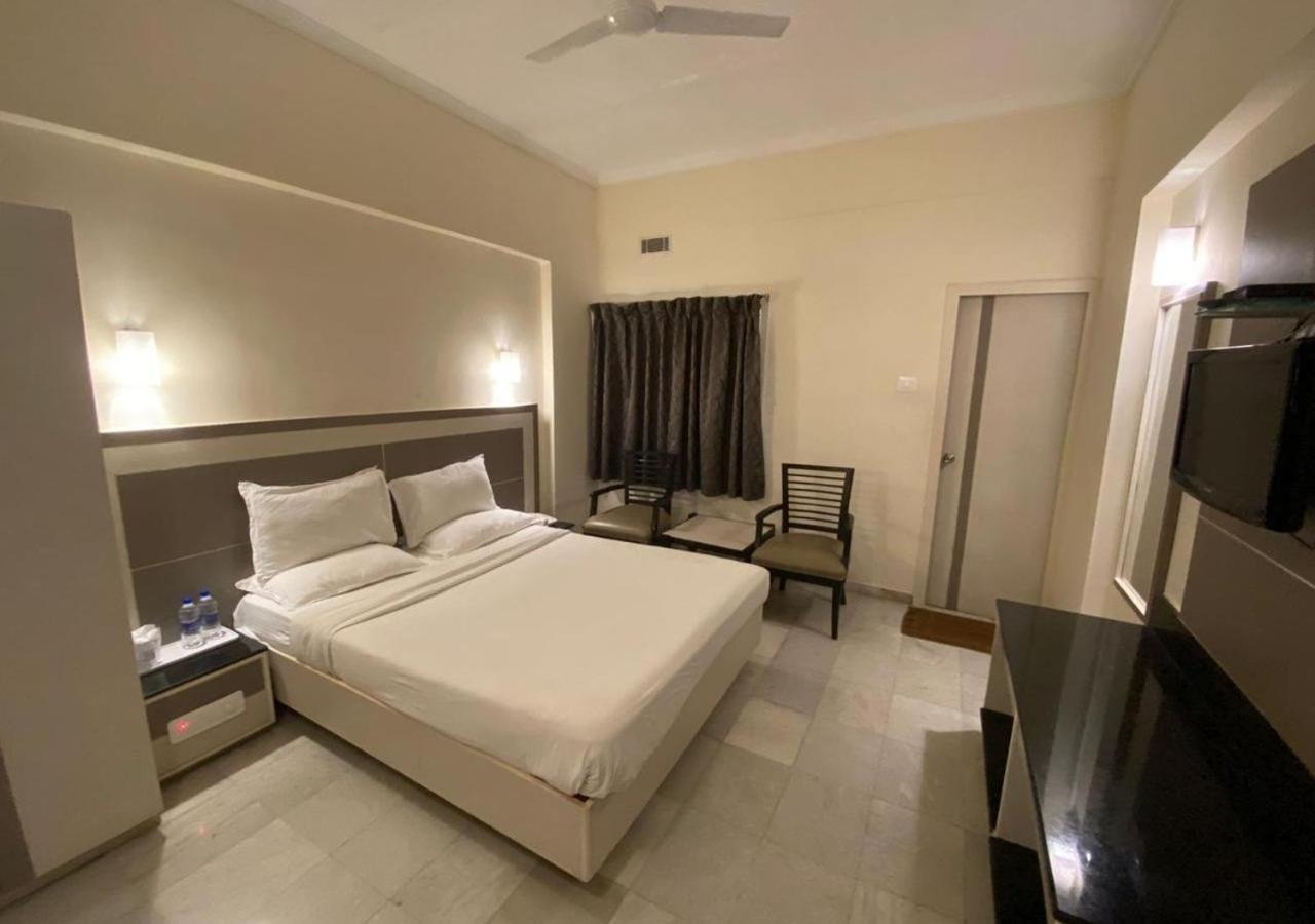 Bhimas Deluxe Hotel 4*
