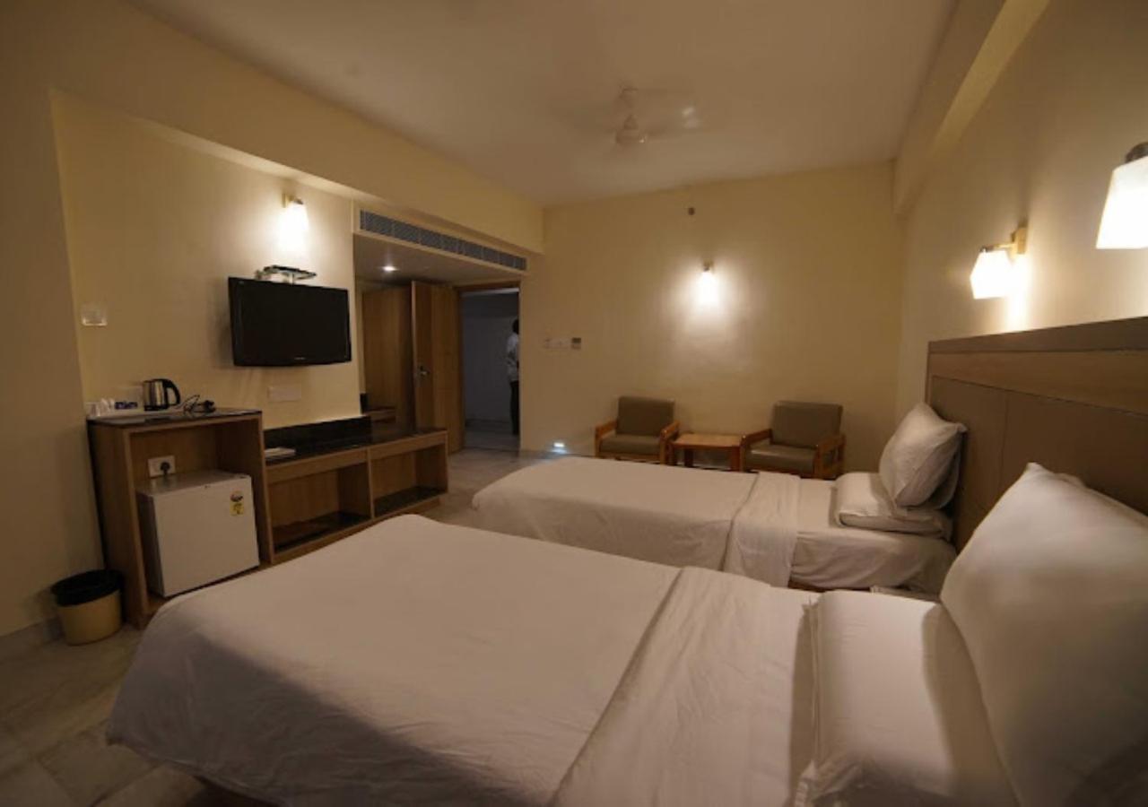 Bhimas Deluxe Hotel Tirupati