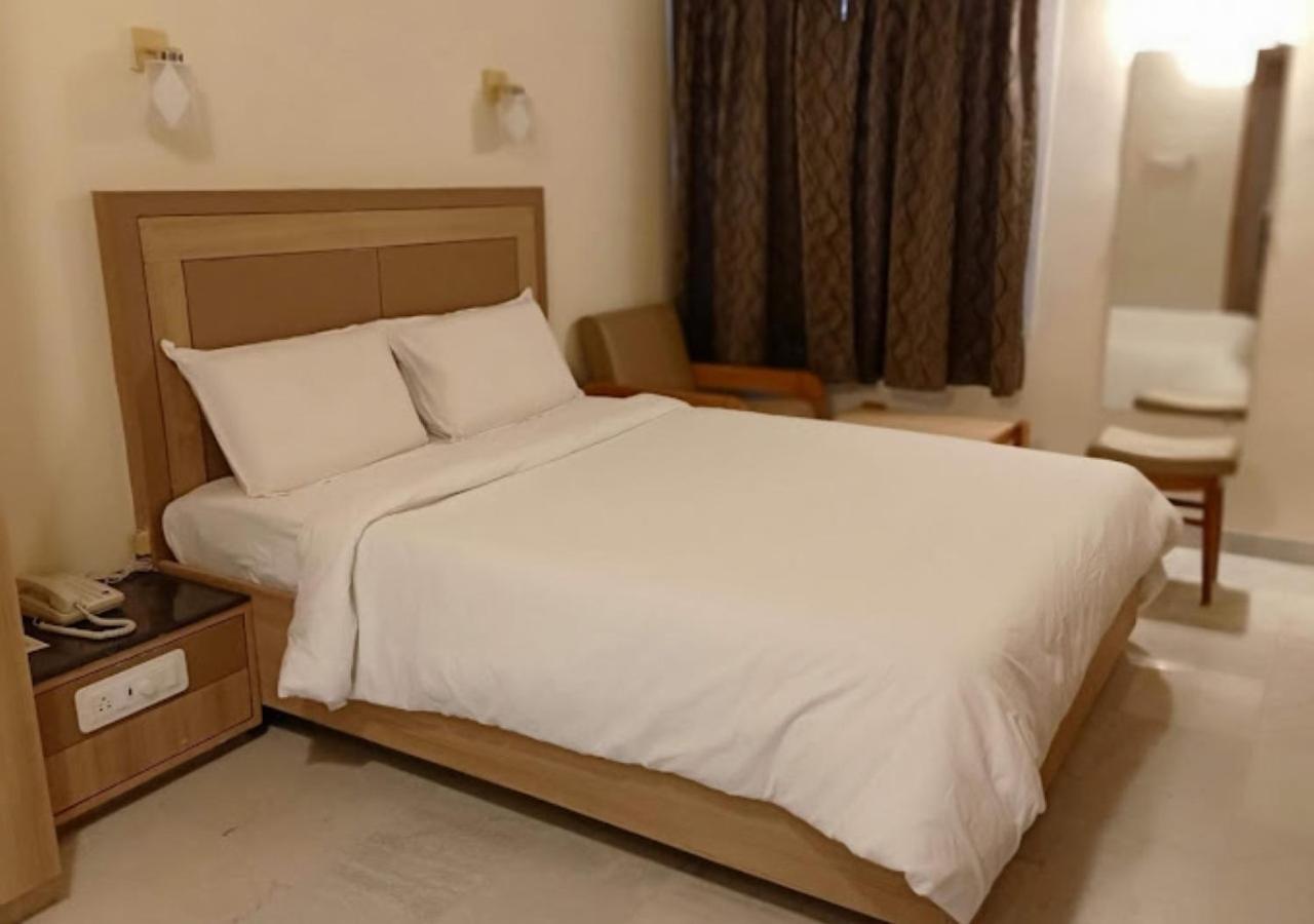 Hotel Bhimas Deluxe Tirupati