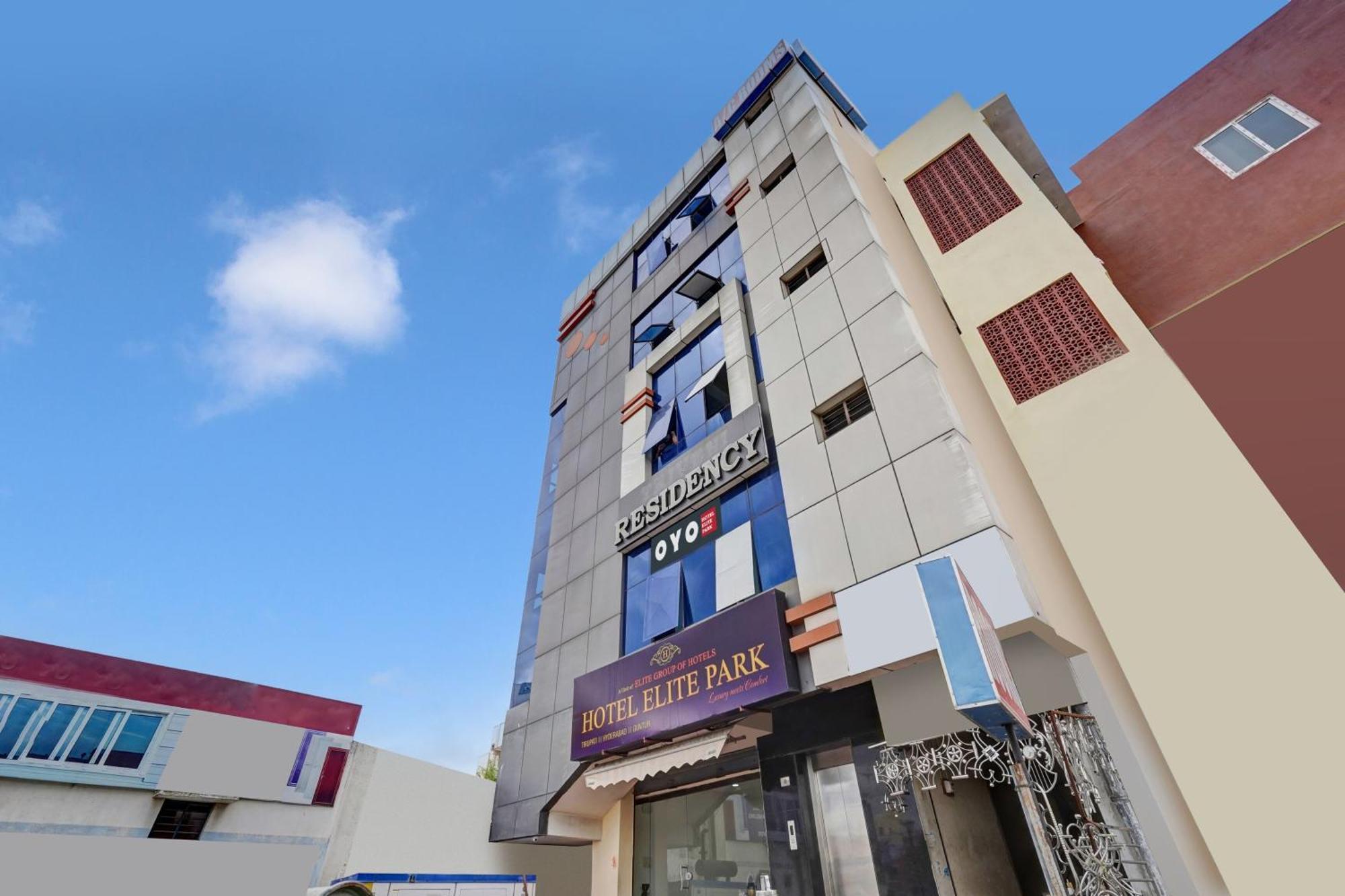 O Elite Park Hotel 3*