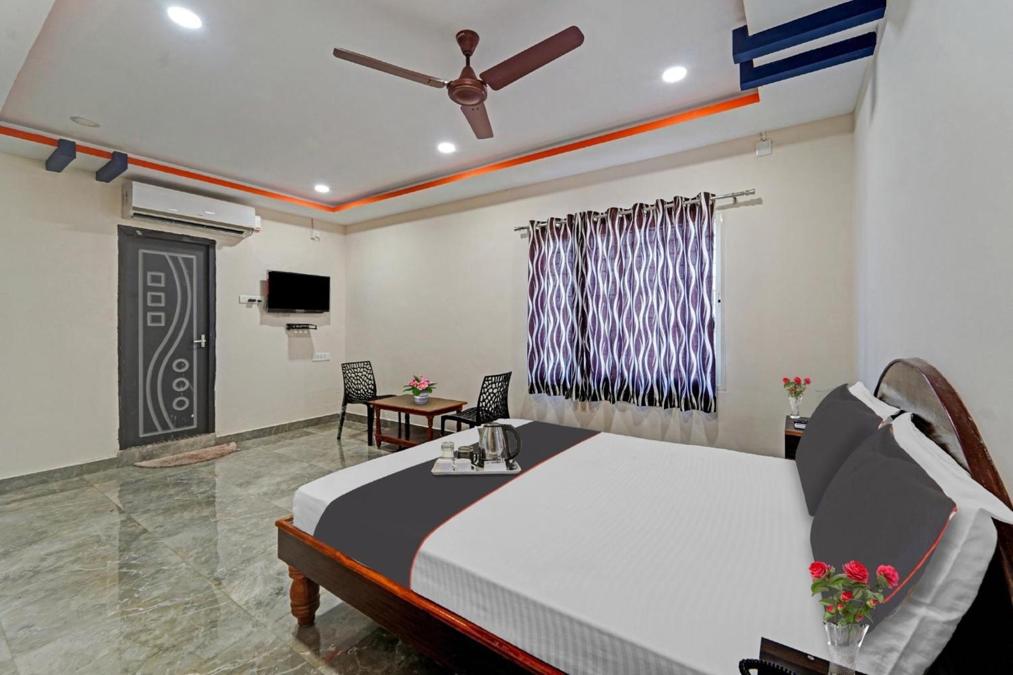 Hotel Capital O Lakshmi Residency Tirupati
