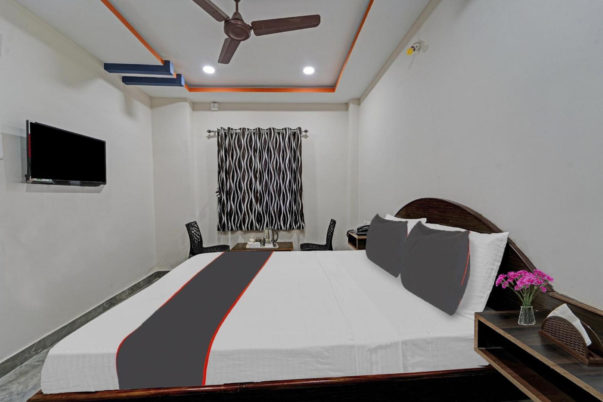 Capital O Lakshmi Residency Hotel