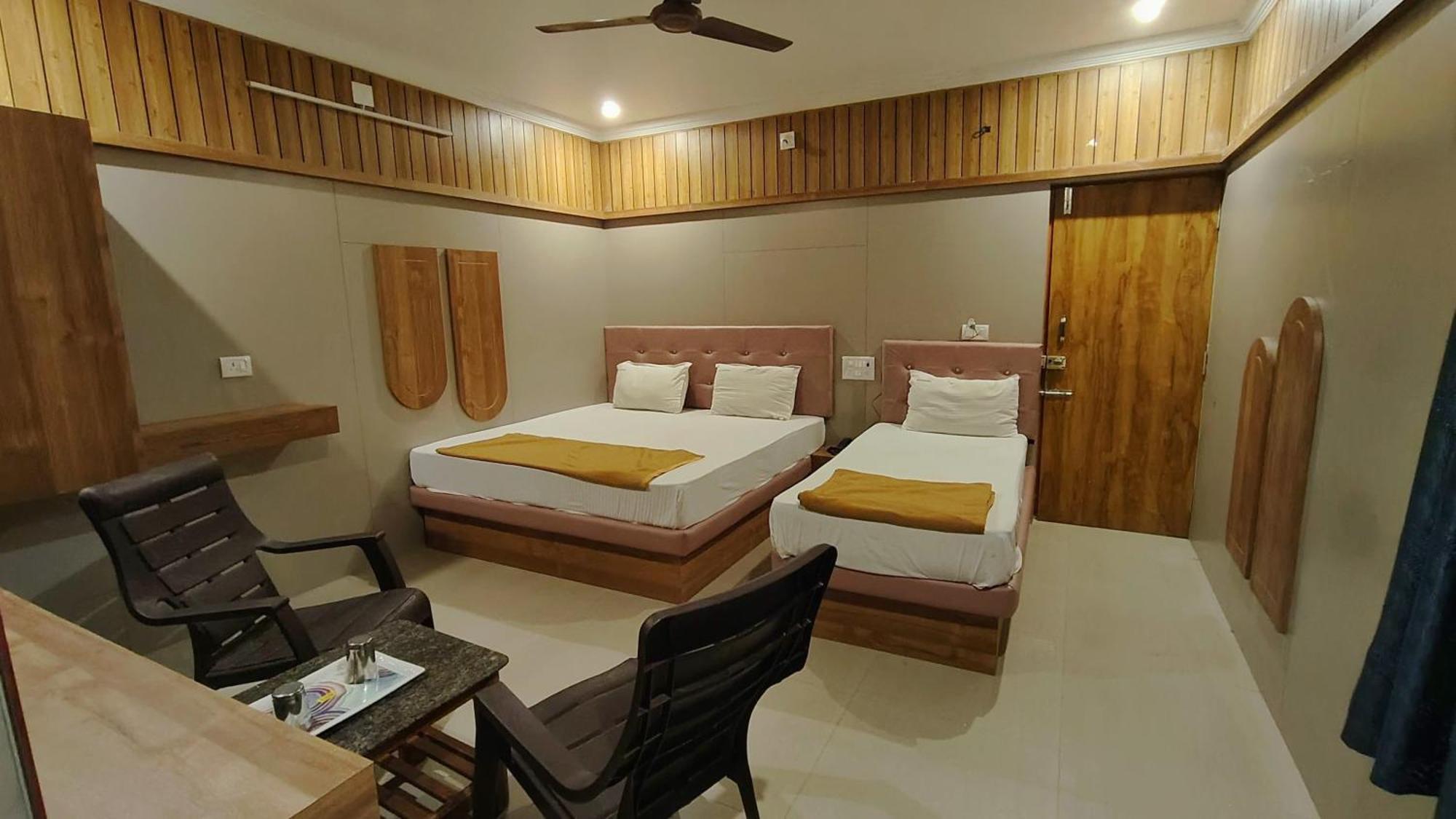 Govindh Heights Lodge
