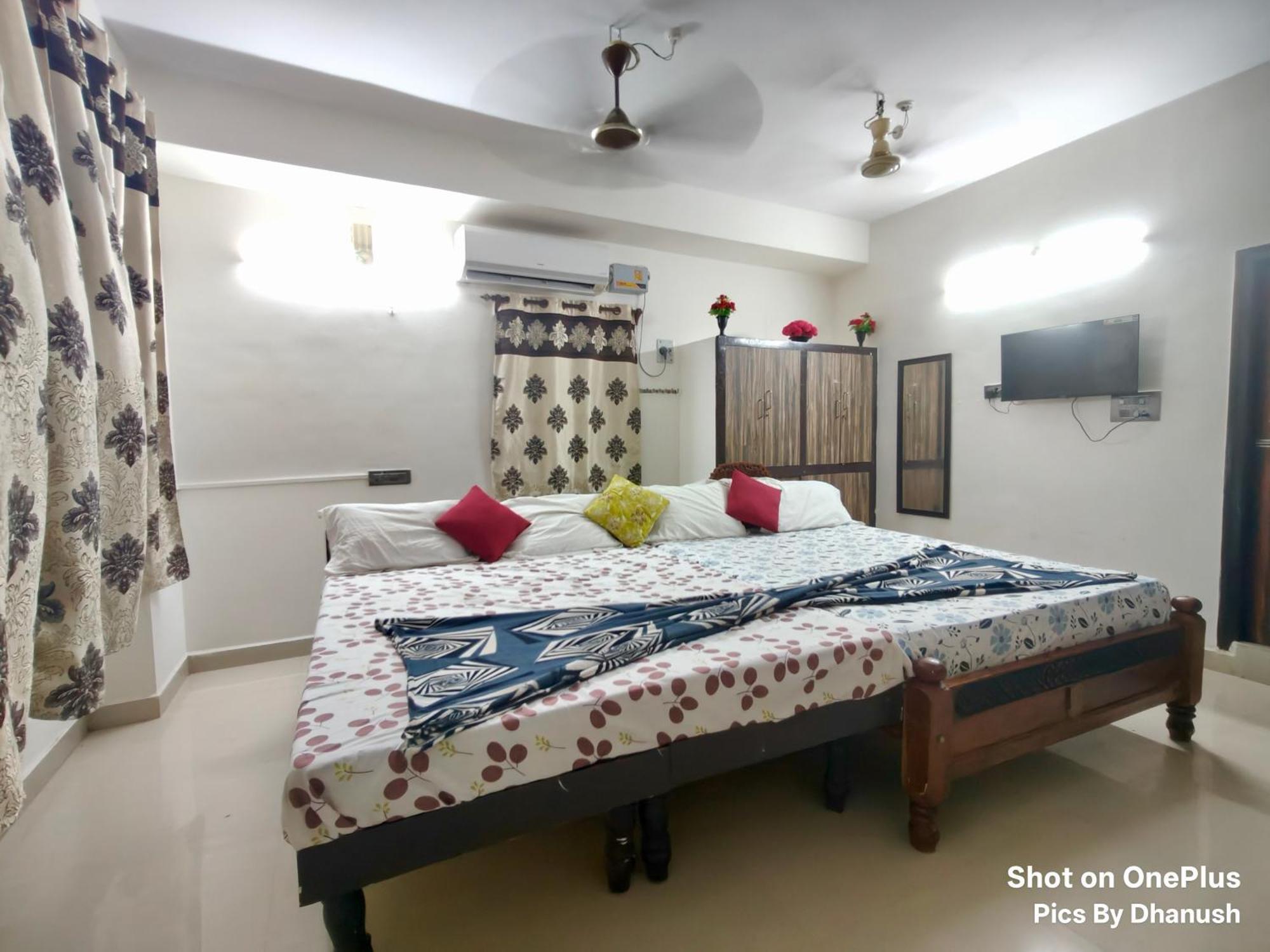 Annamaiah & - - Food Service Homestay *