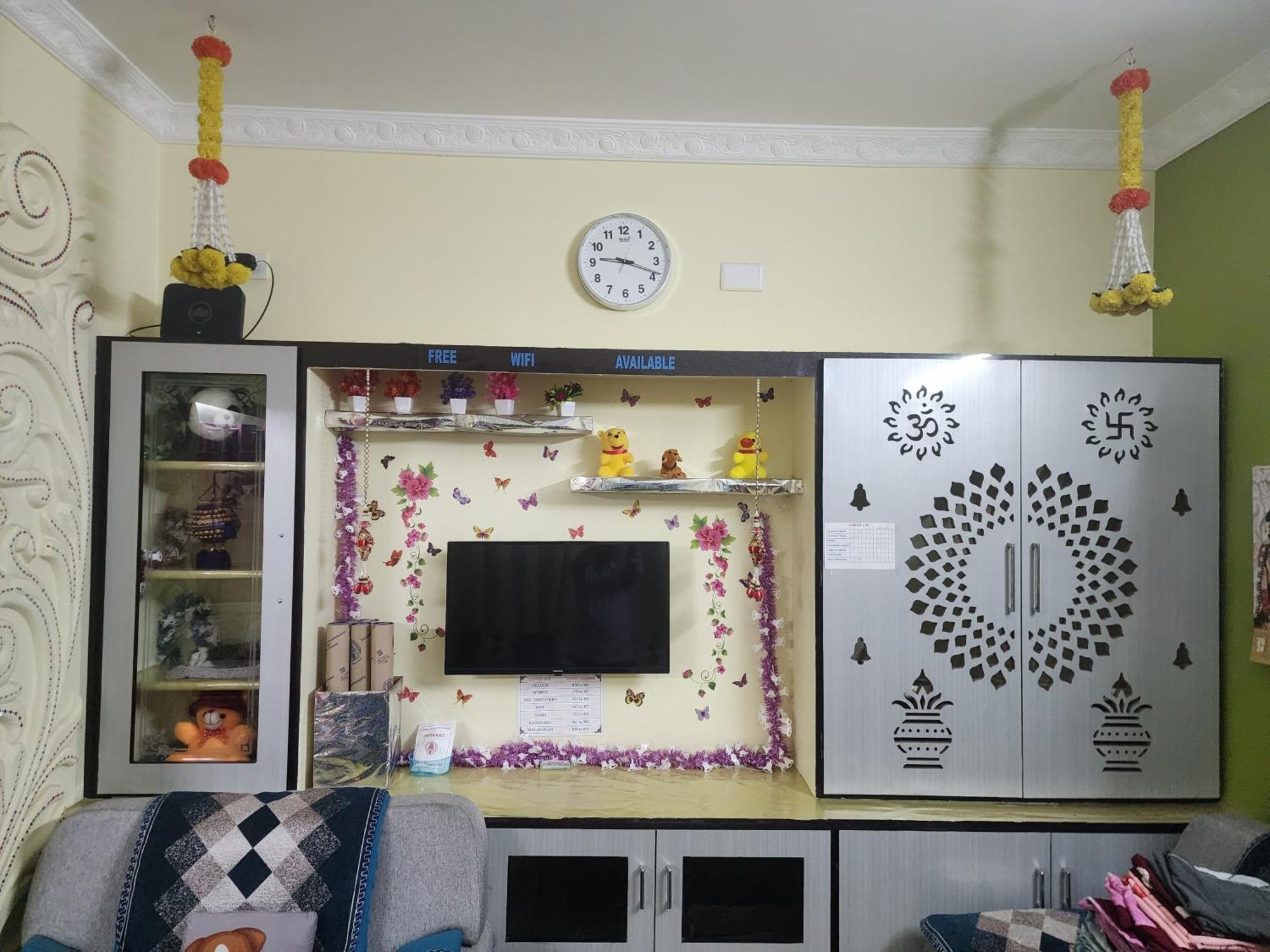 Hotel Sri Sakthi - Beyond The Expectations- 10 To 15 Minutes Drive From Railway Station And Bus Station