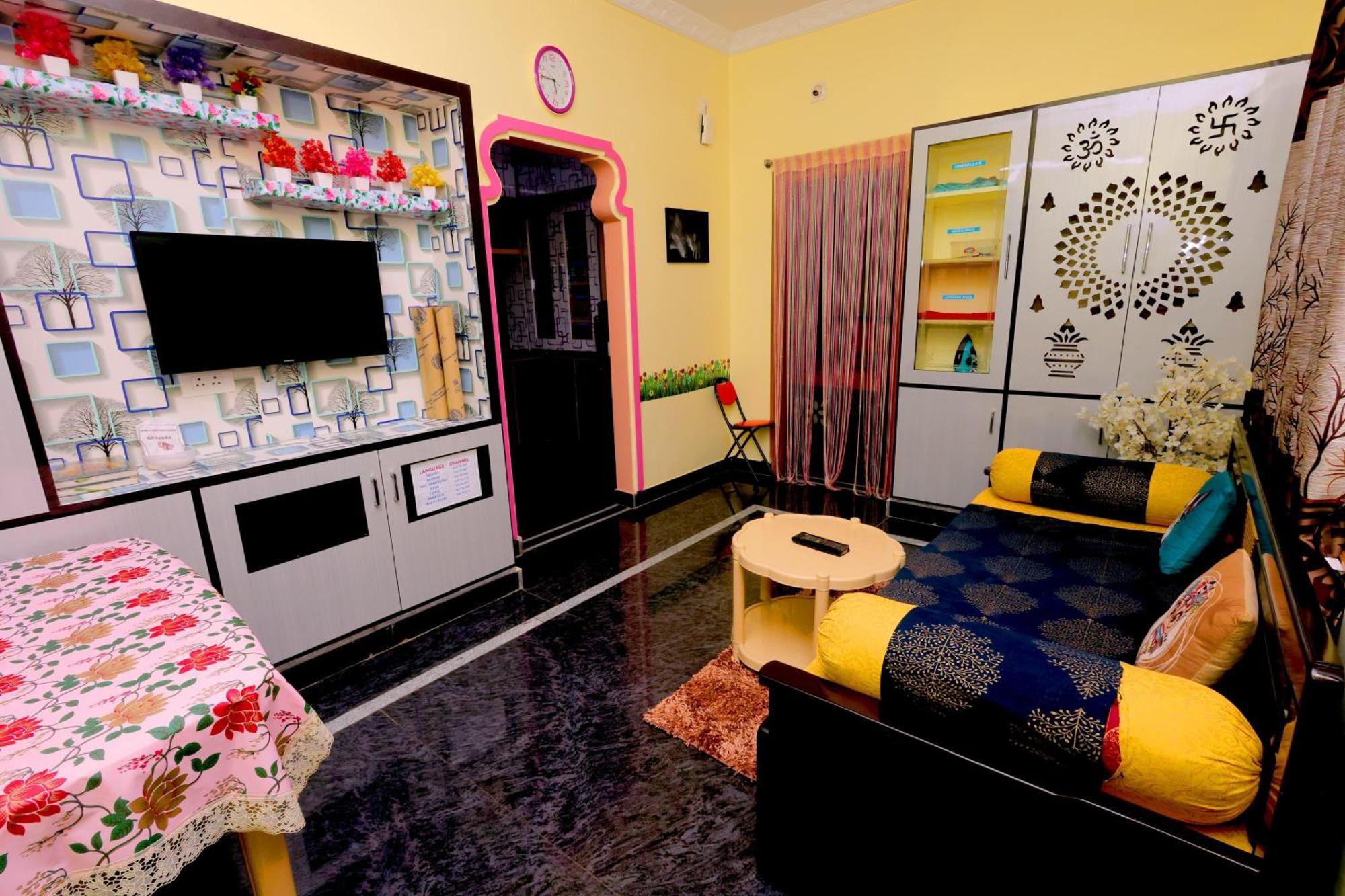 Sri Sakthi - Beyond The Expectations- 10 To 15 Minutes Drive From Railway Station And Bus Station Tirupati