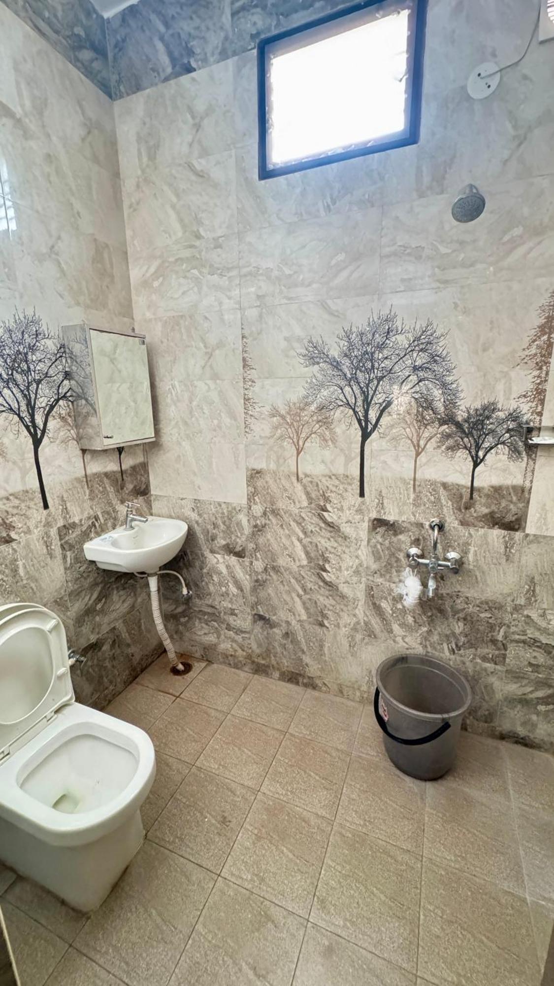 Alexa Tirupati, 2bhk With Kitchen Apartment Tirupati