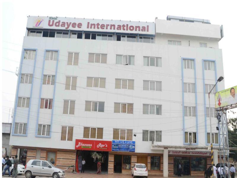 Hotel Udayee International 4*