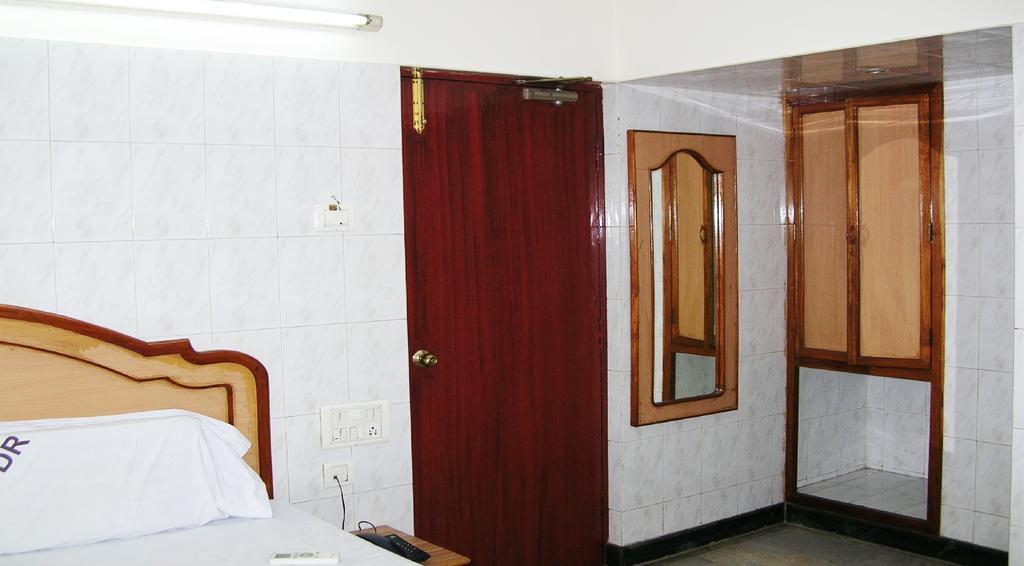 Durga Residency Hotel 2*