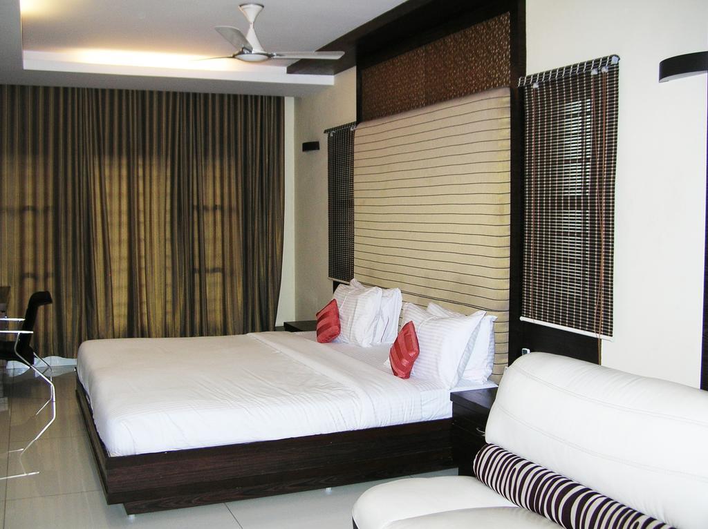 Bed & Breakfast Harsha Residency Tirupati