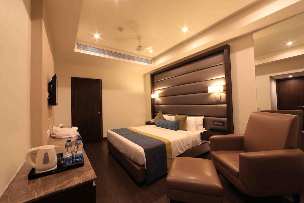 Regalia Hotel 3*