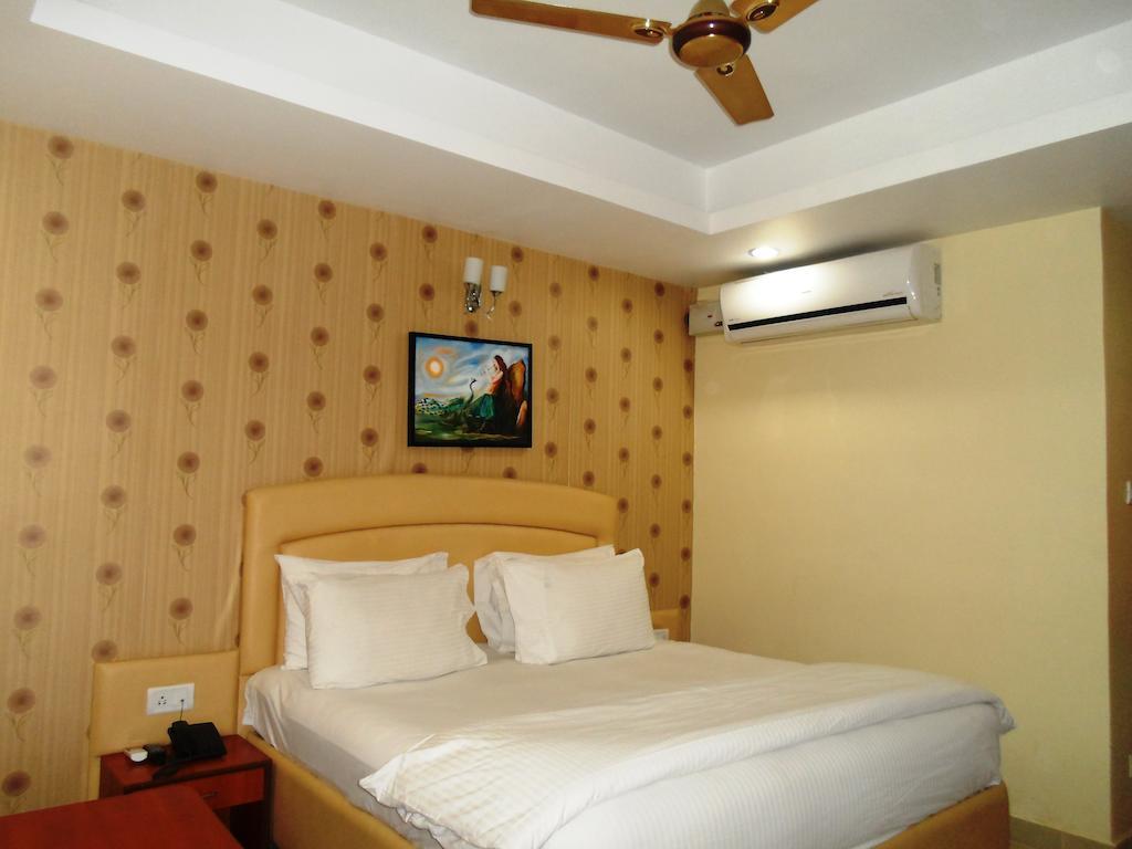 Kandy Plr Tirupati