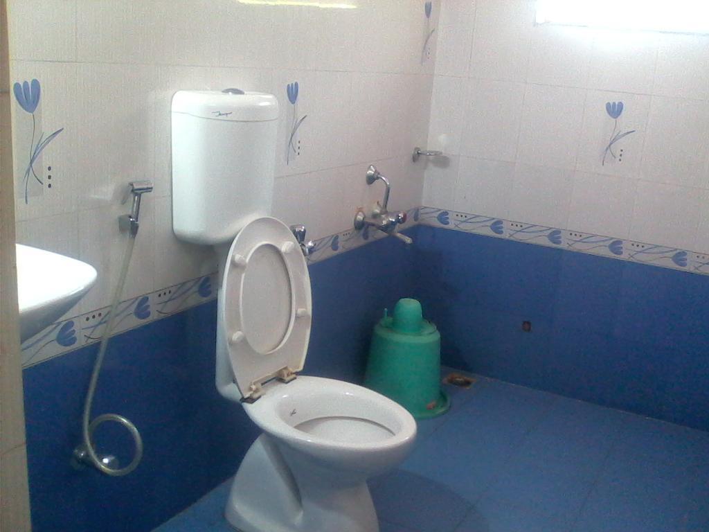 Hotel Pasuparthy Residency