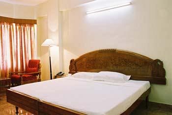 Hotel Plr Grand