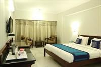 Hotel Oyo Opposite Reliance Mart