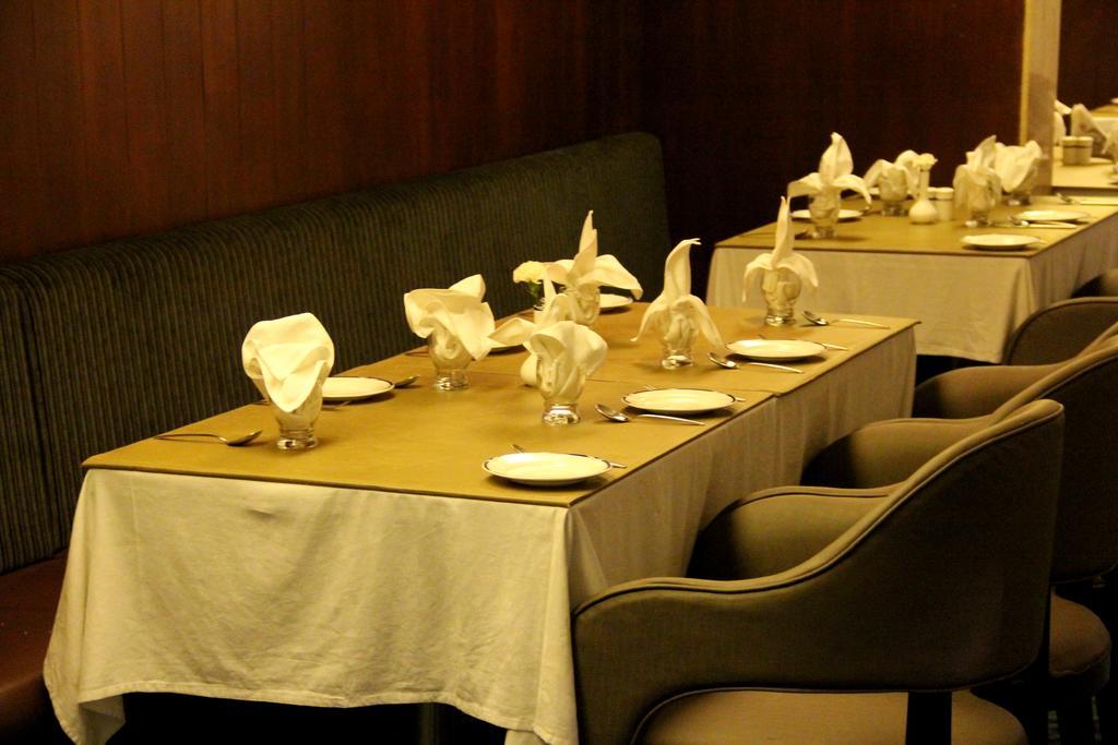 Minerva Grand Hotel 3*