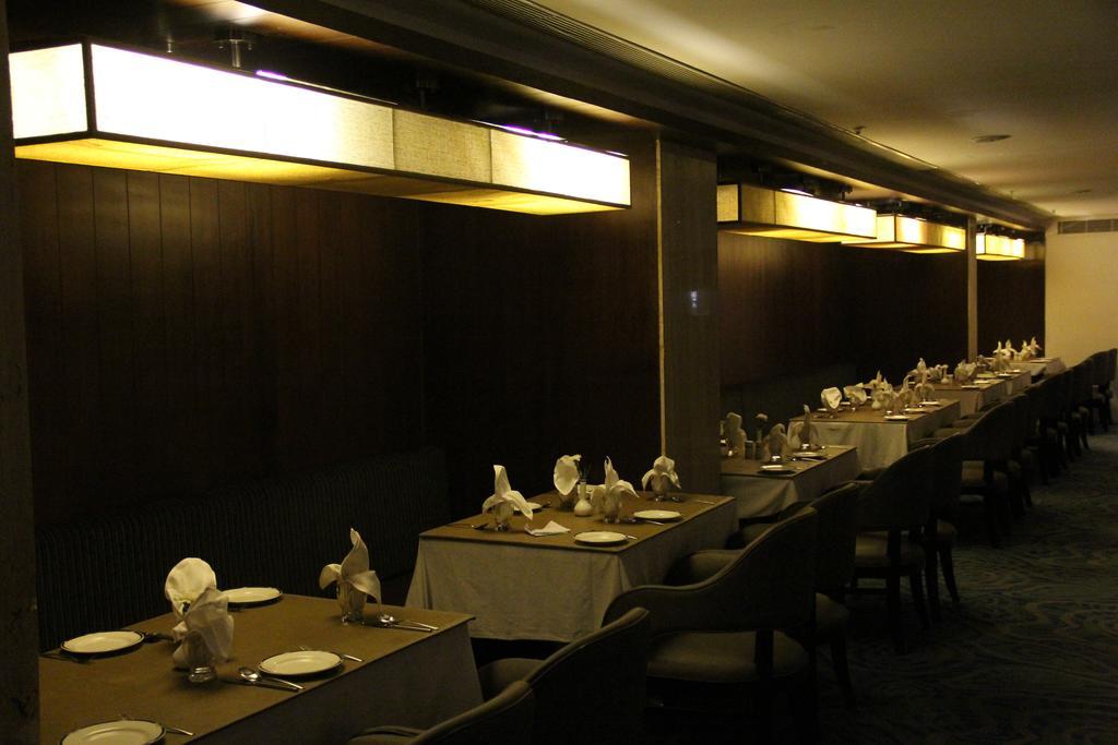 Hotel Minerva Grand 3*