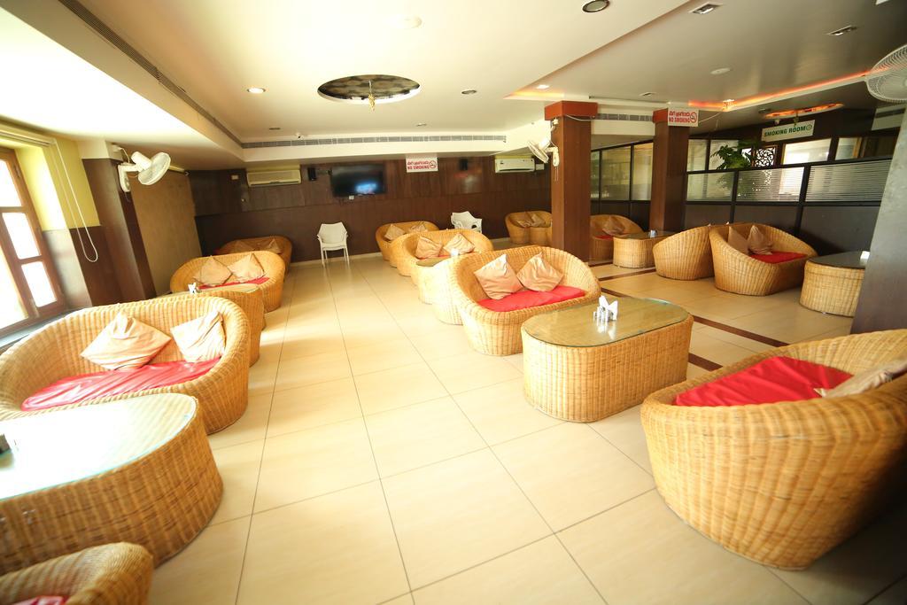 Hotel Kandy Plr Tirupati