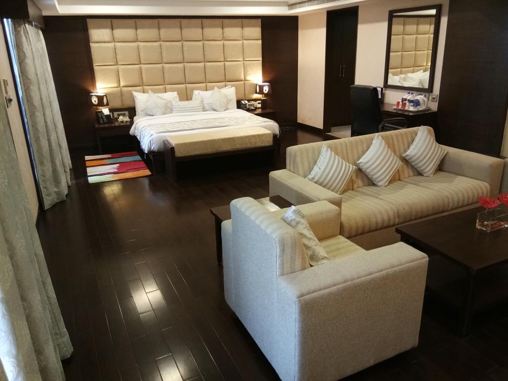 Fortune Select Grand Ridge, - Member Itc Hotels' Group