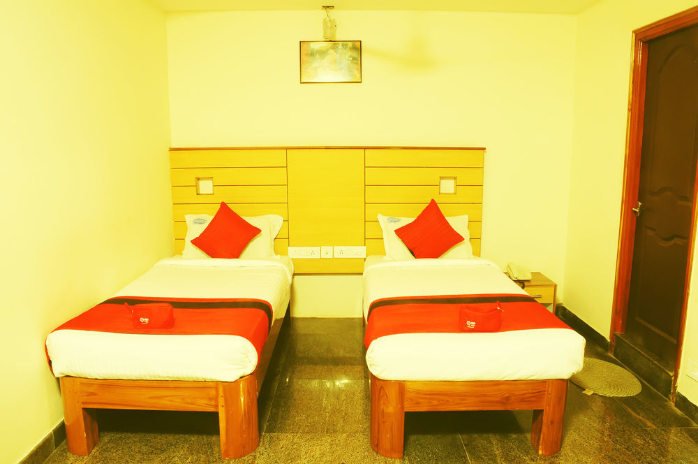 Hotel Oyo Srinivasam Complex 3*