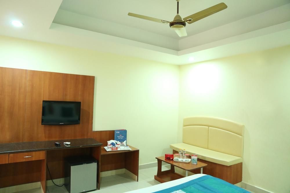Oyo Chandragiri Srivari Mettu Hotel