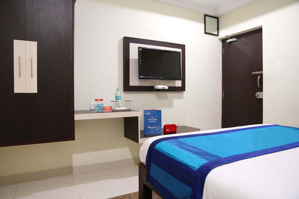 Hotel Oyo Srinivasam Annexe 3*