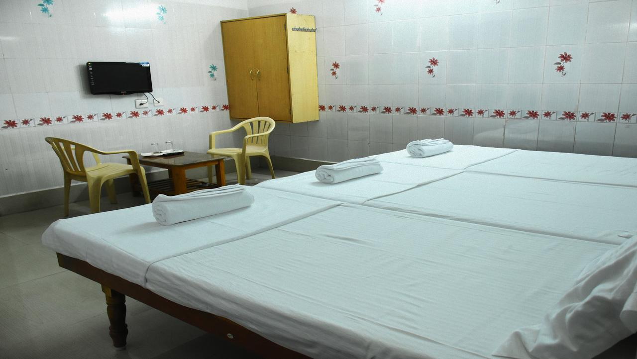 Govind Heights Hotel