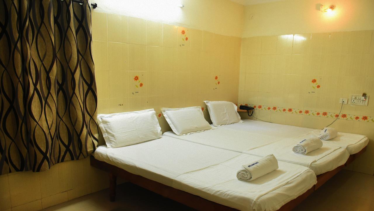 Govind Heights Hotel 2*