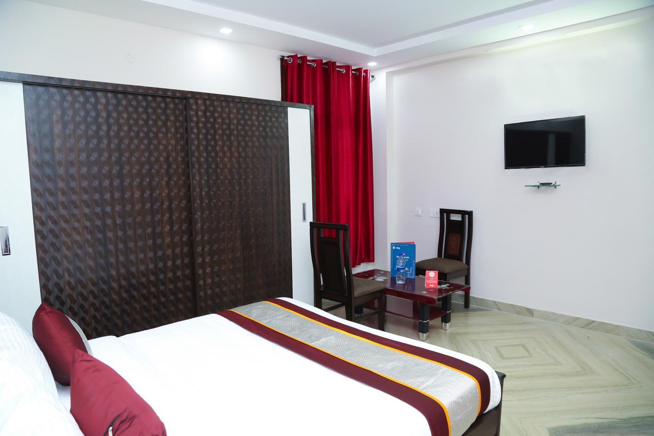 Hotel Oyo 9226 Near Railway Station Tirupati