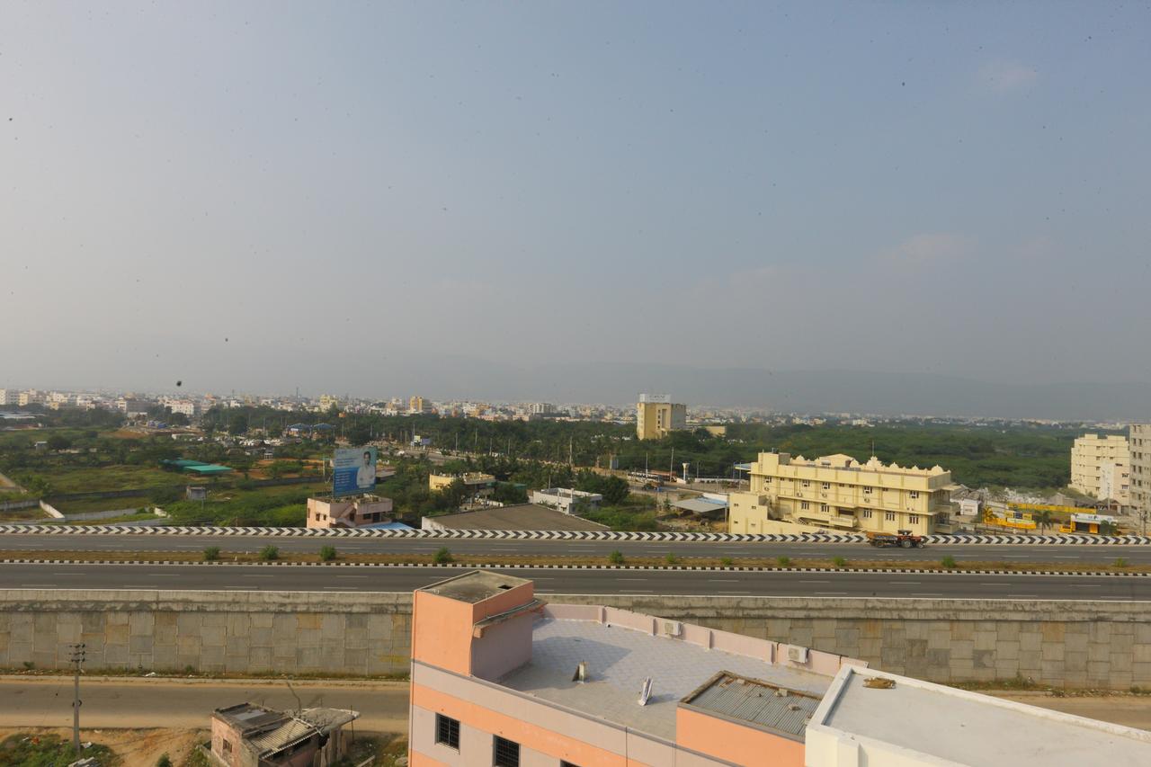 Hotel Oyo 10701 Moukthi Tirupati
