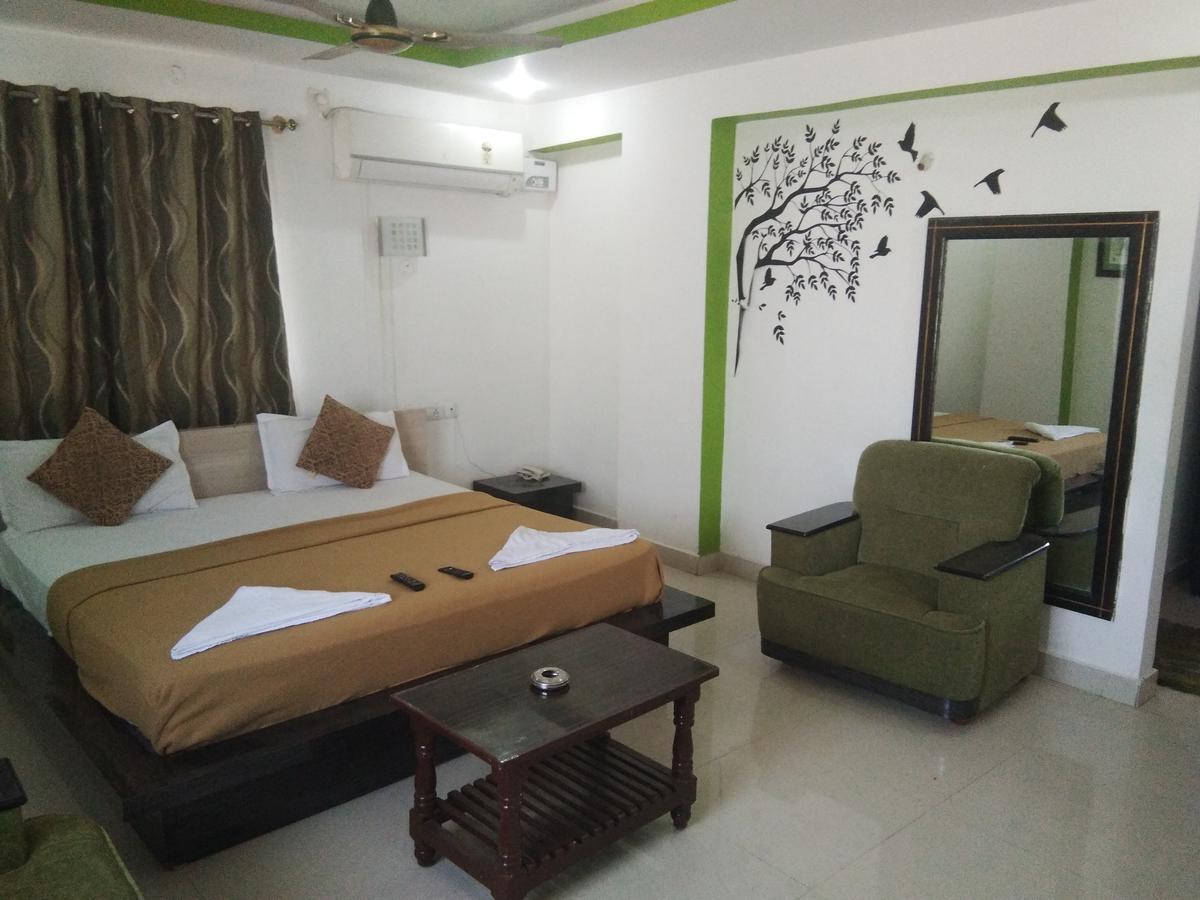 Lodge Sairam Residency
