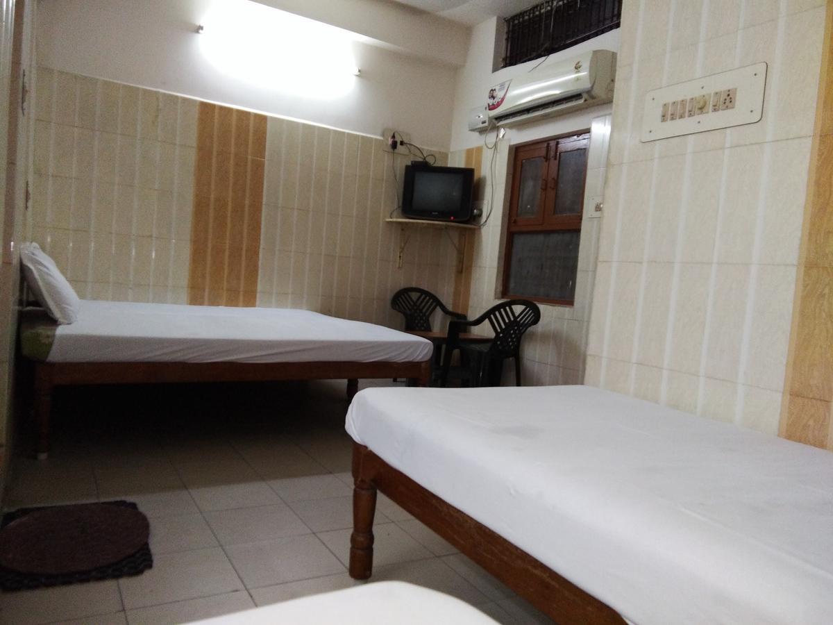 Lodge Sriram *