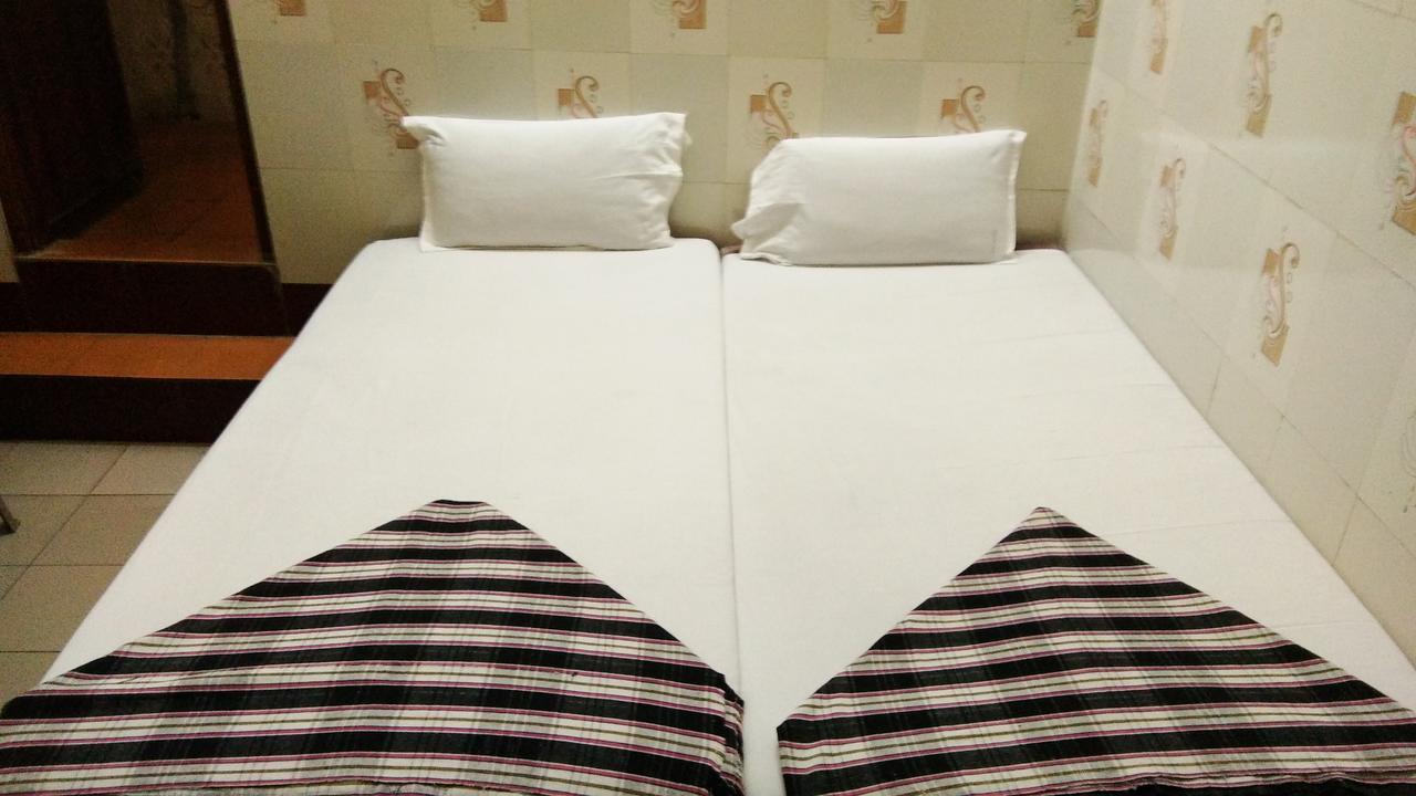 Lodge Sriram *