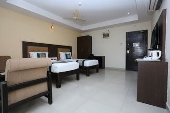 Hotel Oyo 9015 Near Railway Station Tirupati