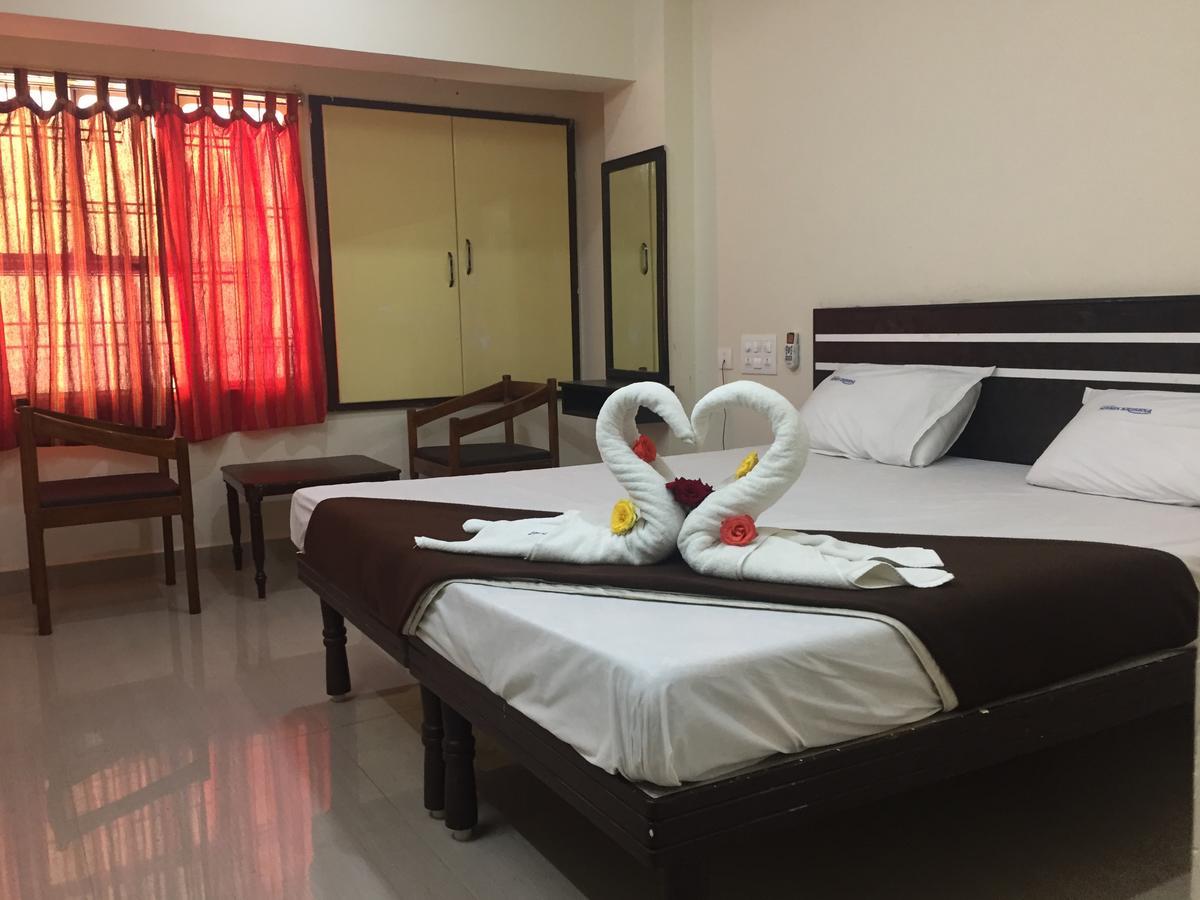 Nithin Krishna Hotel 3*
