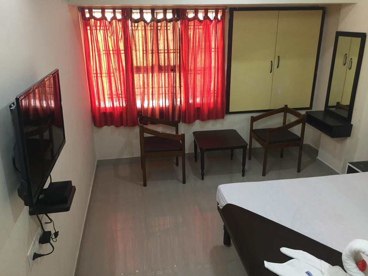 Nithin Krishna Hotel Tirupati
