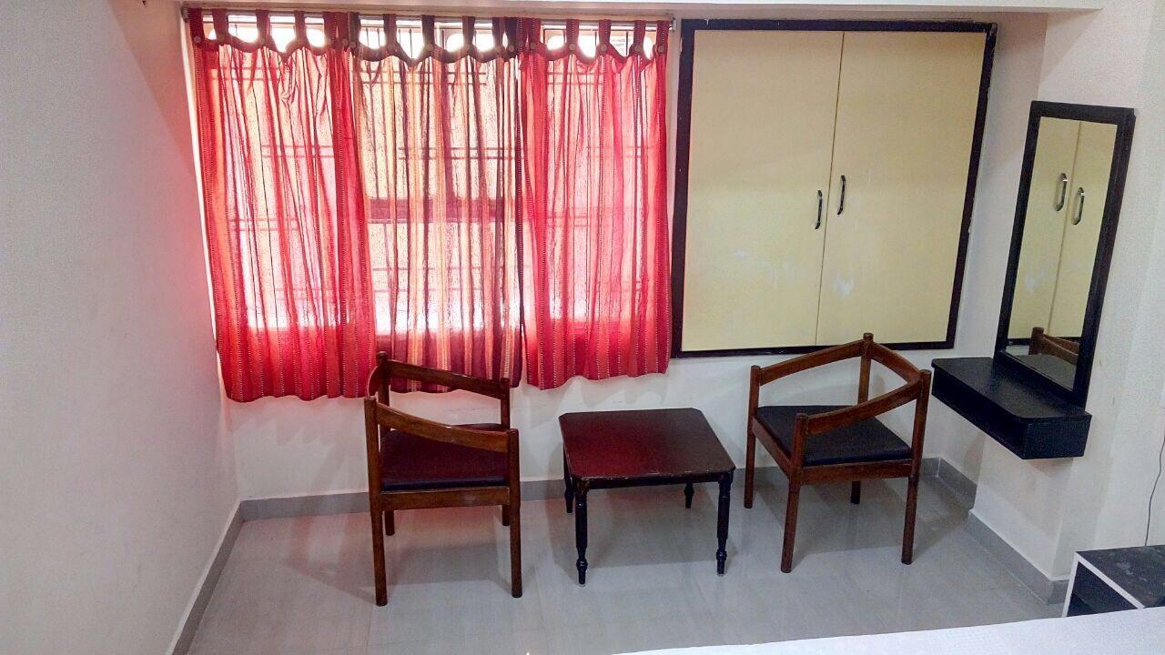 Nithin Krishna Hotel Tirupati