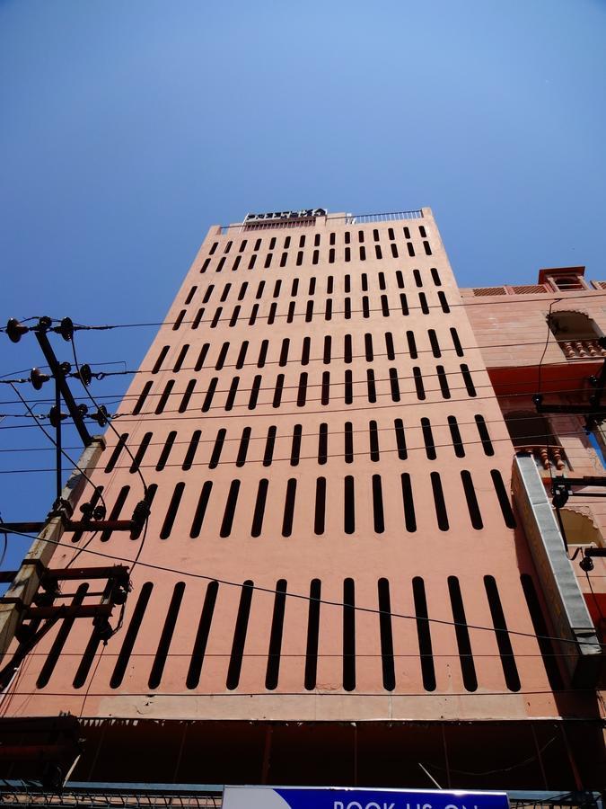 Hotel Sri Sai Residency 2*