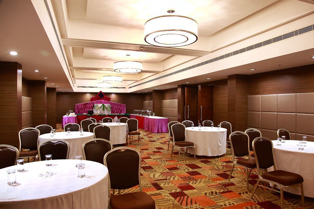 Hotel Minerva Grand 3*