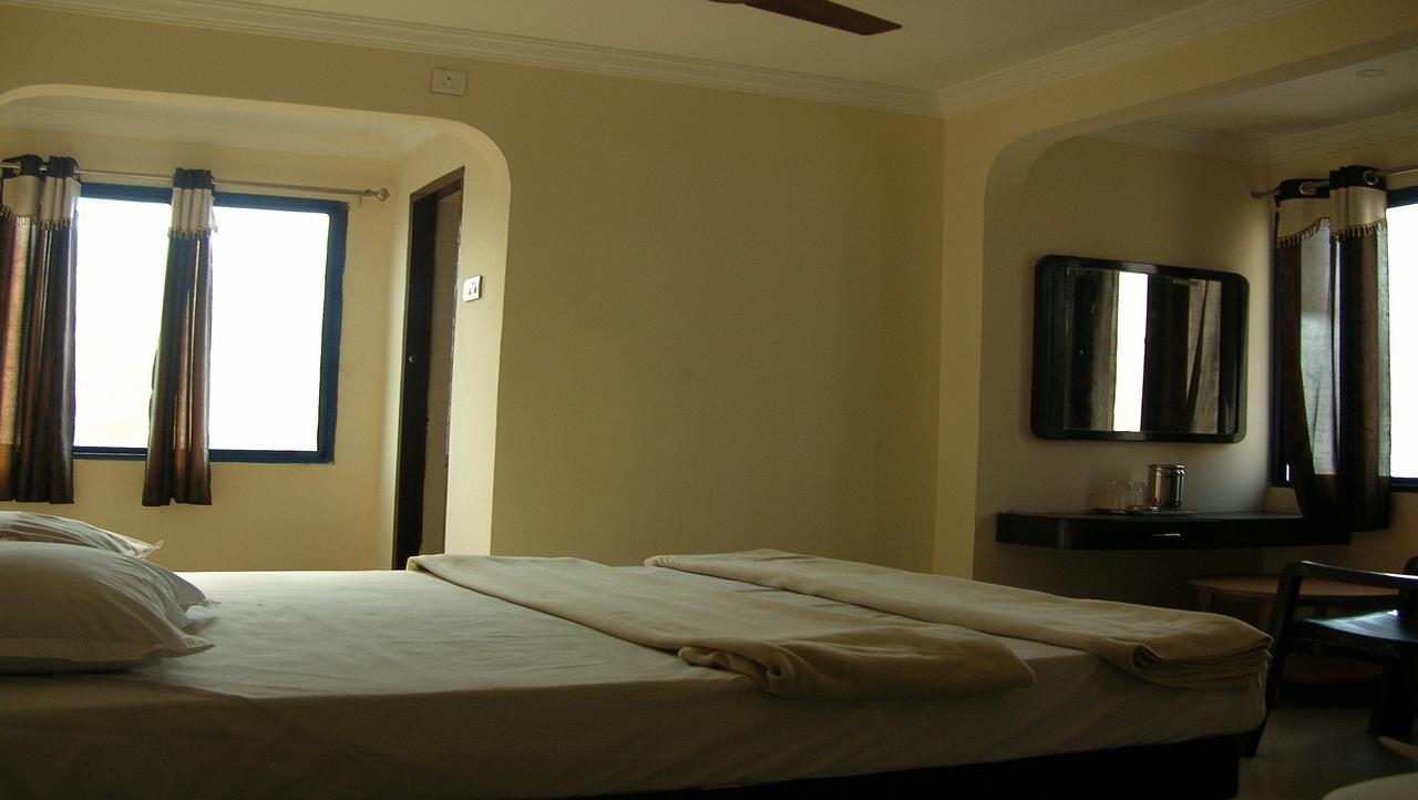 Woodside Lodge