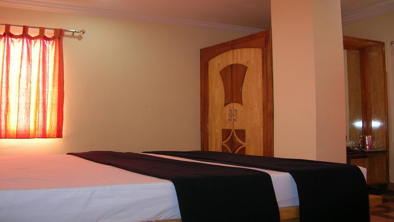 Lodge Woodside