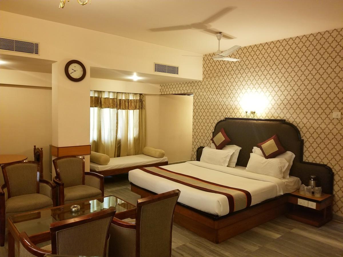 Hotel Sindhuri Park 3*