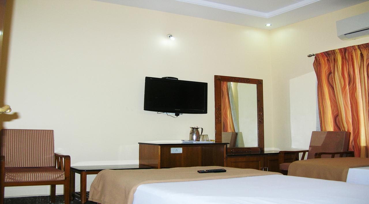 Hotel Athidhi Residency 2*